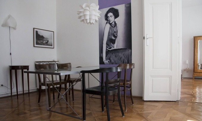 Landstrasse Apartment | Centrally located, quiet, elegant old apartment on the 3rd district