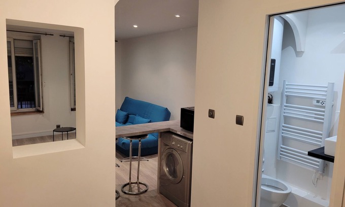 Villejuif Apartment | Centreville Studio Steps From Metro