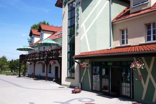 Pawłowiczki Hotel | Centrum Restauracyjno-Hotelowe Florres