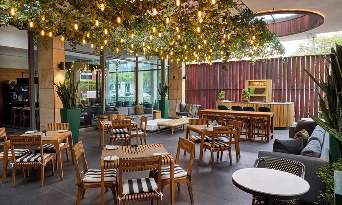 Century City Hotel | Century City Hotel Urban Square