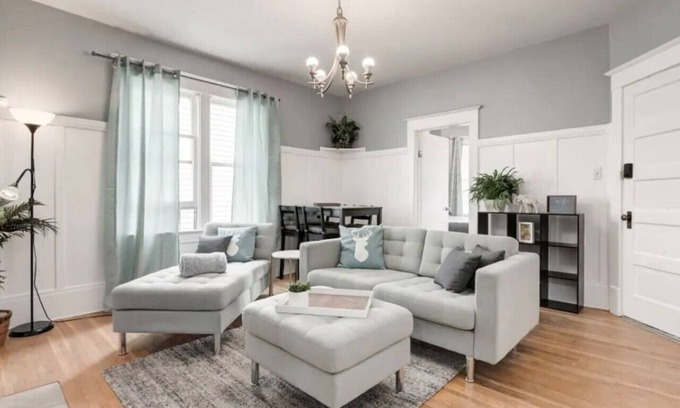 Bankview Apartment | "Ceruleans" 3BR Suite in Calgary