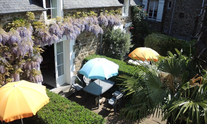 Dinard Apartment | Cézembre Apartment N ° 3 (4 Pers. max) from saturday to saturday
