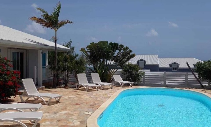 Oyster Pond House | Charming OCEANE studio T1 in guest house with sea view