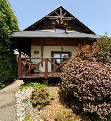 Velky Slavkov House | Chalúpka Čučoriedka