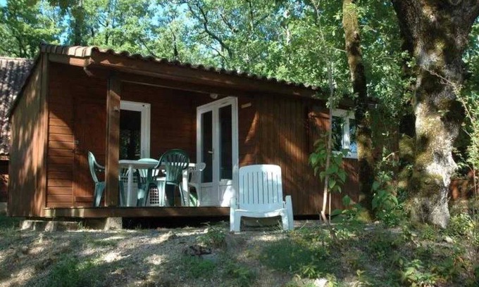 Saint-Cirq-Lapopie Ski Chalet | Chalet 3 étoiles - Piscine - efchc0
