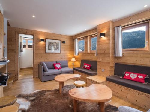 Meribel Village Apartment | Chalet 4 chambres avec salles de bain privées, près des pistes et commerces - FR-1-566-67