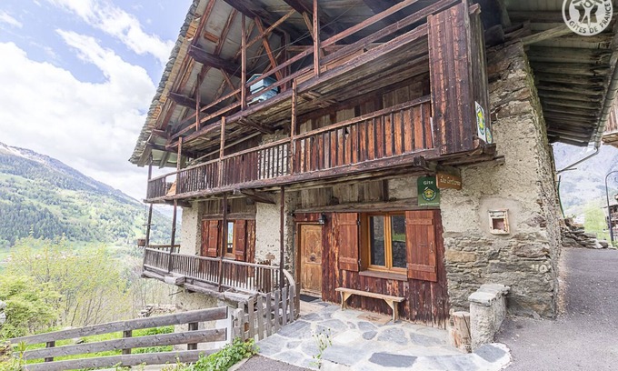 Sainte-Foy-Tarentaise House | Chalet 6 people 3 bedrooms 72 m2 in Sainte Foy Tarentaise