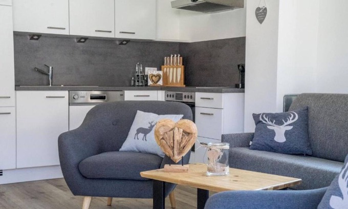 Inzell Apartment | Chalet 8 with sauna and hot tub (without summer pool) for max. 8 people