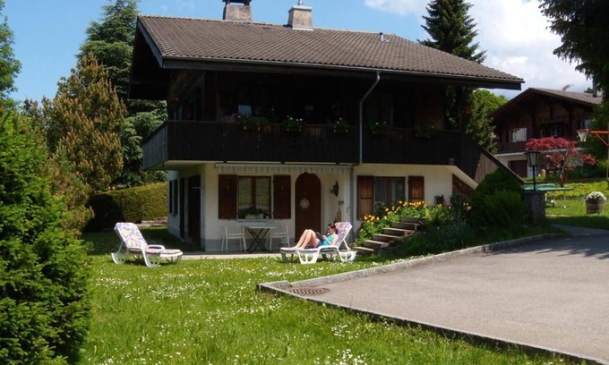Aeschi bei Spiez Ski Chalet | Chalet "Akalei" with mountain view