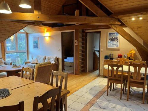 Cauterets Apartment | Chalet alpin spacieux avec parking, proche télécabine - FR-1-812-97