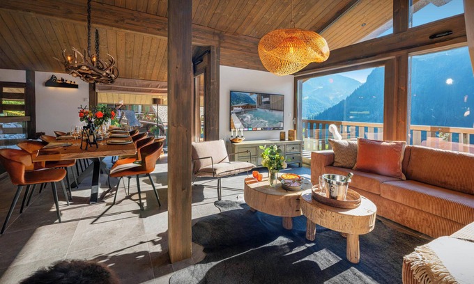 Chatel Ski Chalet | Chalet Amarou - mountain stay for 6 with hot tub in Châtel - OVO Network
