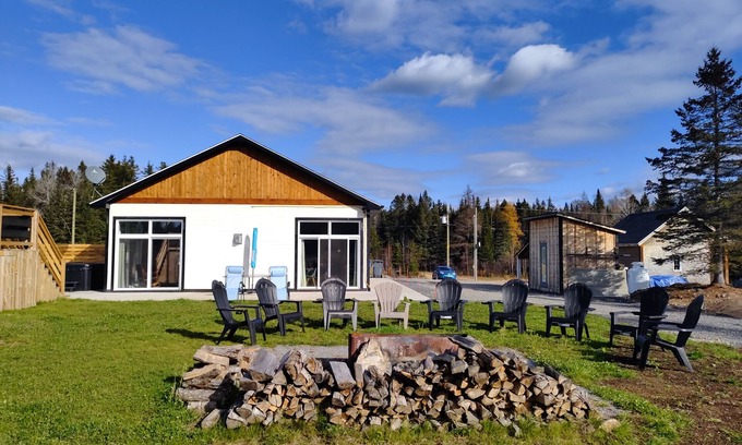 Saint Come Ski Chalet | Chalet - Café crème