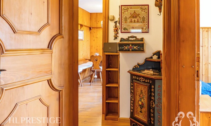 Cortina d'Ampezzo Historic Centre Apartment | Chalet del Boite: Alpine elegance with a view, in the heart of Cortina