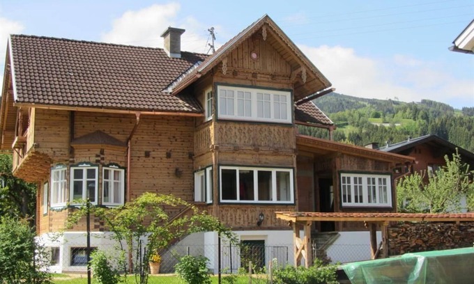 Haus Apartment | Chalet Hoamatl - Holiday home with 5 bedrooms and 3 bathrooms