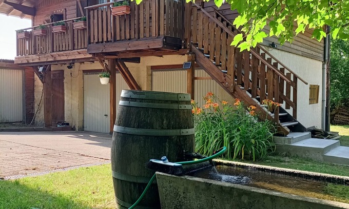 Anould Ski Chalet | Chalet Ida in its green setting between Gérardmer and Alsace