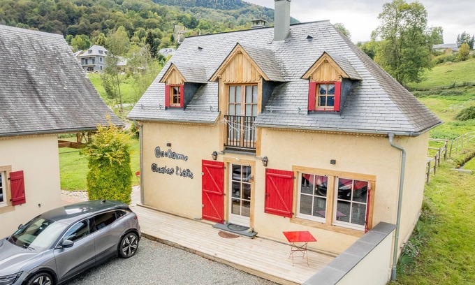 Arcizans-Avant Ski Chalet | Chalet in a small village 600 m above sea level. Rest, serenity and charm.