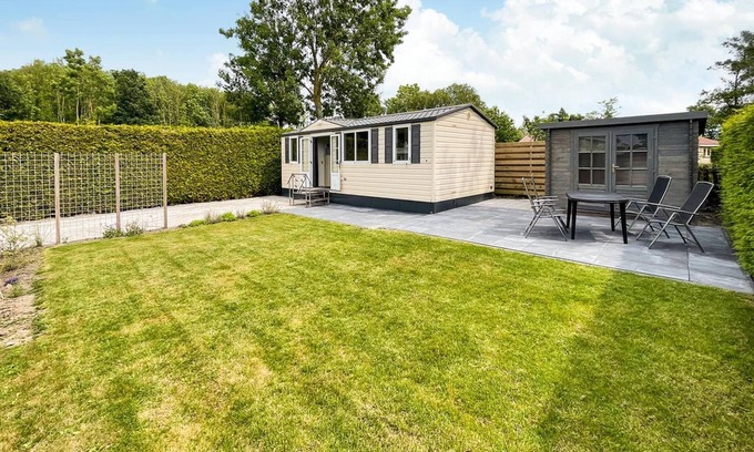Tzummarum House | Chalet in Friesland near Wadden Sea