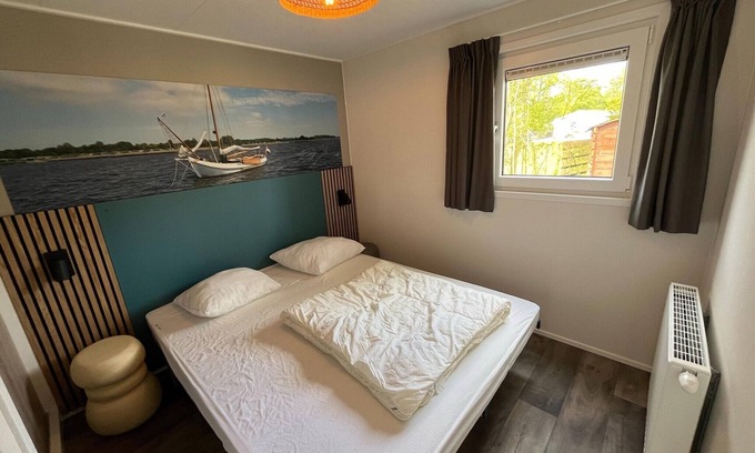 Suameer Ski Chalet | Chalet in Friesland with Play Area