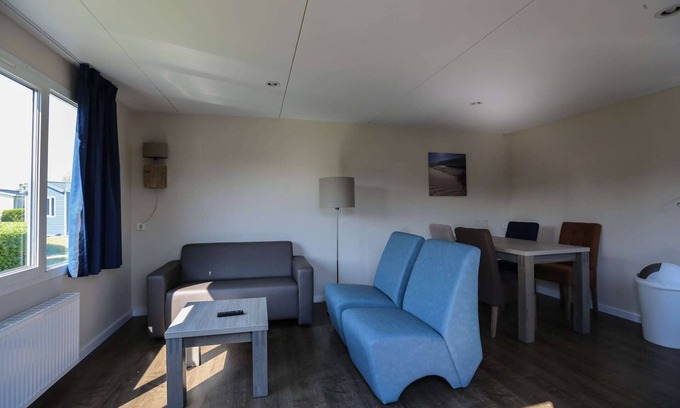 Rheden Ski Chalet | Chalet in Gelderland with Hot Tub