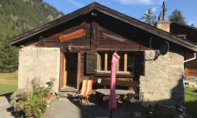 Orsieres Ski Chalet | Chalet Le Grandzon * (up to 8 people)