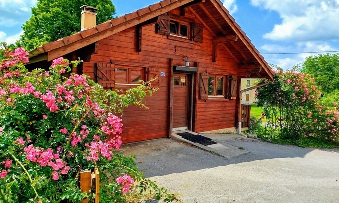 Saffloz Ski Chalet | Chalet "Le Petite Prince", Lake District