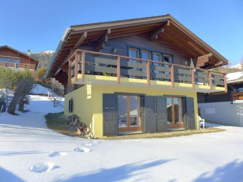 Randogne Ski Chalet | Chalet Moulinettes 8 by Interhome