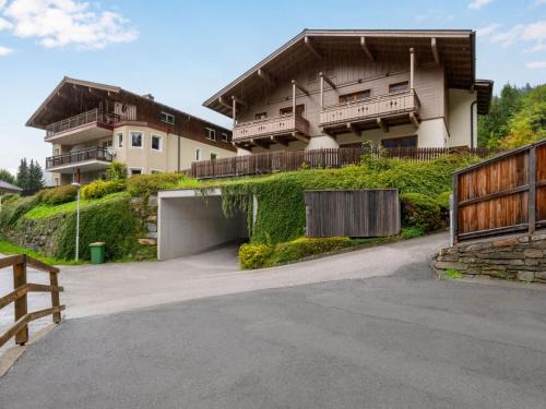 Bad Gastein Ski Chalet | Chalet Pflaume by Interhome