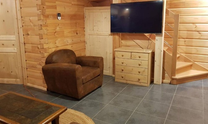 Bussang Ski Chalet | Chalet "Refuges Des Hauts 3" with Private Terrace, Balcony & Wi-Fi