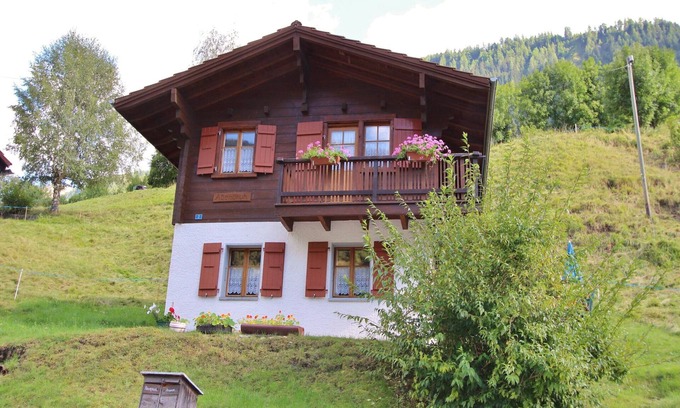 Bister Ski Chalet | Chalet Steps from Slopes
