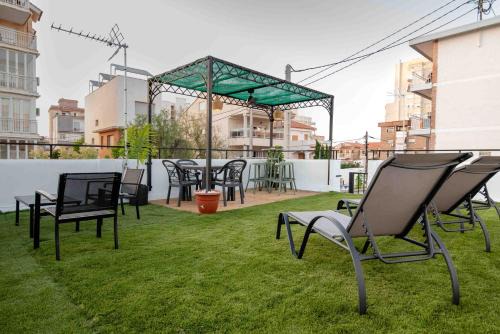 Grao de Gandia Apartment | Chalet Vistas al Mar desde la Azotea "Laurum 3"