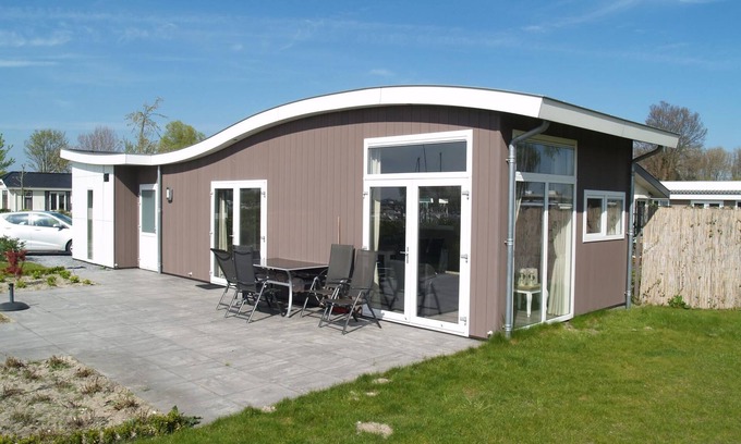 Susteren House | Chalet with 3 bedrooms and terrace