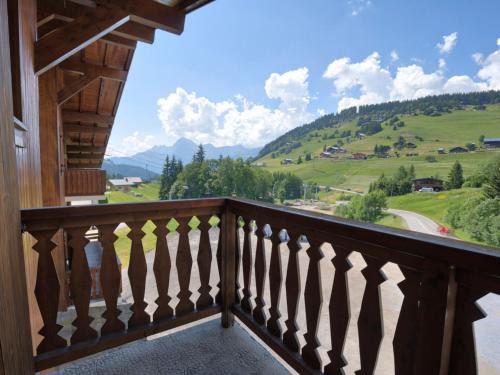 Notre-Dame-de-Bellecombe Apartment | Chaleureux studio au pied des pistes avec parking et animaux acceptés - FR-1-505-6