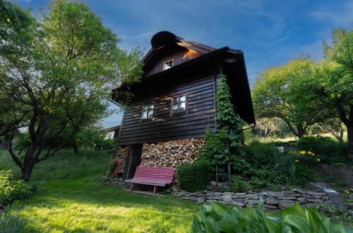 Velke Karlovice House | Chalupa Na Sklepě
