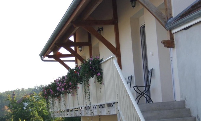 Cumieres Bed & Breakfast | Chambre d'hôtes Champagne Laval Louïs