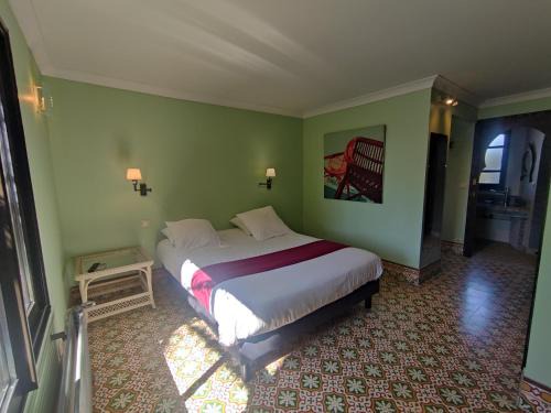 Naturist Village House | Chambre Emeraude, Riad 9 Couple only au village naturiste