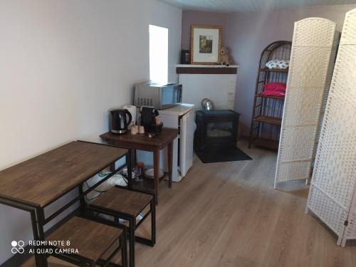 Ancy-le-Libre Apartment | Chambre tranquille et confortable pour étape