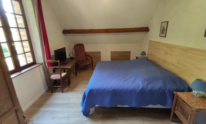 Bouloire Bed & Breakfast | Chambres d'hôtes Domaine De La Jonquière, Bouloire
