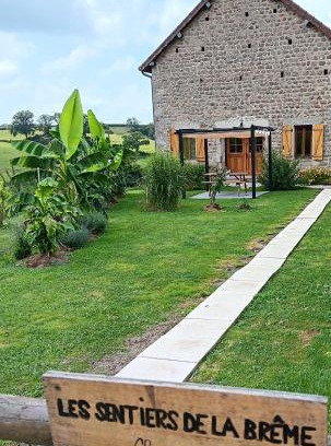 Uchon Bed & Breakfast | Chambres et table d'hôtes : LES SENTIERS DE LA BREME