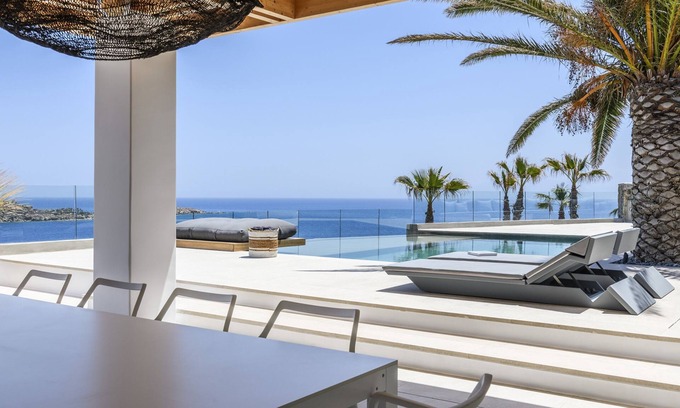 Paraga Villa | Channel I in Mykonos