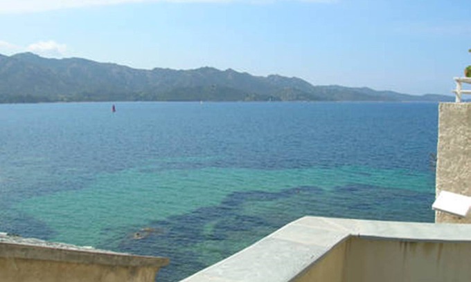 Saint-Florent Apartment | Character apartment overlooking the gulf, at the foot of the citadel (55m2)