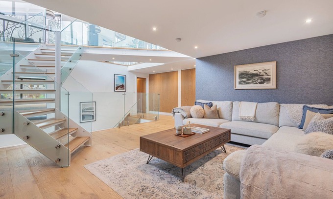 Backbarrow House | Charcoal House, luxury home with private outdoor spa.