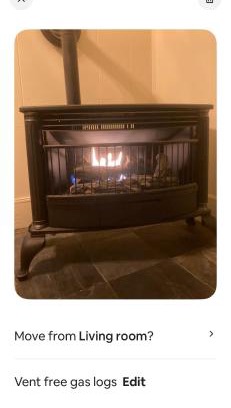 Rosewood Apartment | Charleston, SC themed - PRIVATE 1 QUEEN BED 1 BATH APARTMENT 2 FUTONS THAT FOLD OUT FLAT TO SLEEP ON & LEATHER LOVE SEAT GAS LOGS IN LIVING ROOM FULL KITCHEN POKER BUMPER POOL TABLE CONVENIENTLY LOCATED IN COLUMBIA SOUTH CAROLINA 1 QUEEN BED & 2 SOFA BEDS