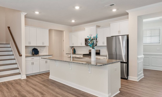 Fort Mill House | Charlotte Ballantyne Area 1.0 mi away with lots to do - Refined Modern Home