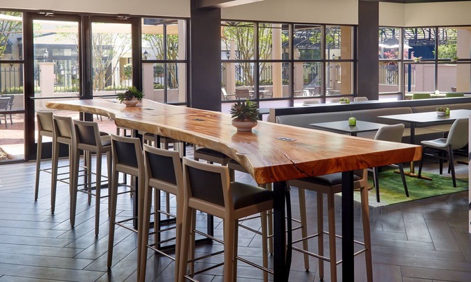 Barclay Downs Hotel | Charlotte Marriott SouthPark