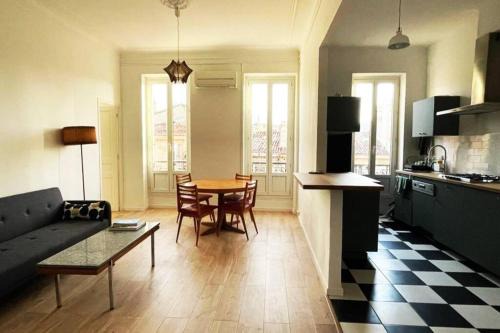 Noailles Apartment | Charmant appart/4 pers/2 ch/Noailles coeur Marseille