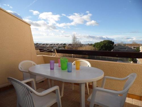 Marseillan Plage Apartment | Charmant Studio Cabine Mezzanine avec Terrasse et Piscine à Marseillan - 6 Couchages - FR-1-326-437