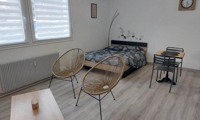 Dieppe Apartment | charmant studio proche du centre de neuville les dieppe