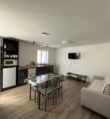 Quincy-Voisins Apartment | Charmant triplex, near Disney