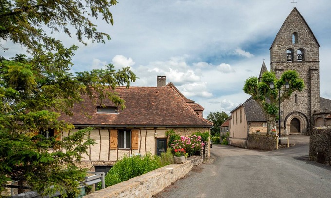 Beaulieu-sur-Dordogne House | Charmante Maison au Plein Cœur D'un Petit Bourg