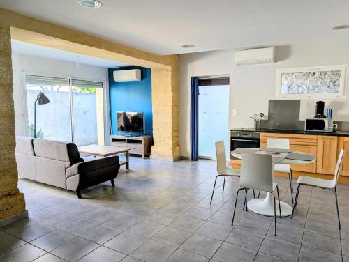 Sernhac House | Charmante maison de village